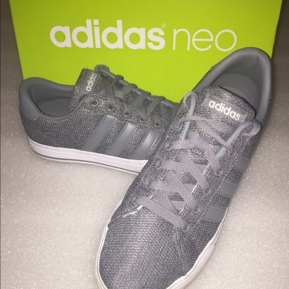 Adidas Neo Cloud foam shoes!! Great condition